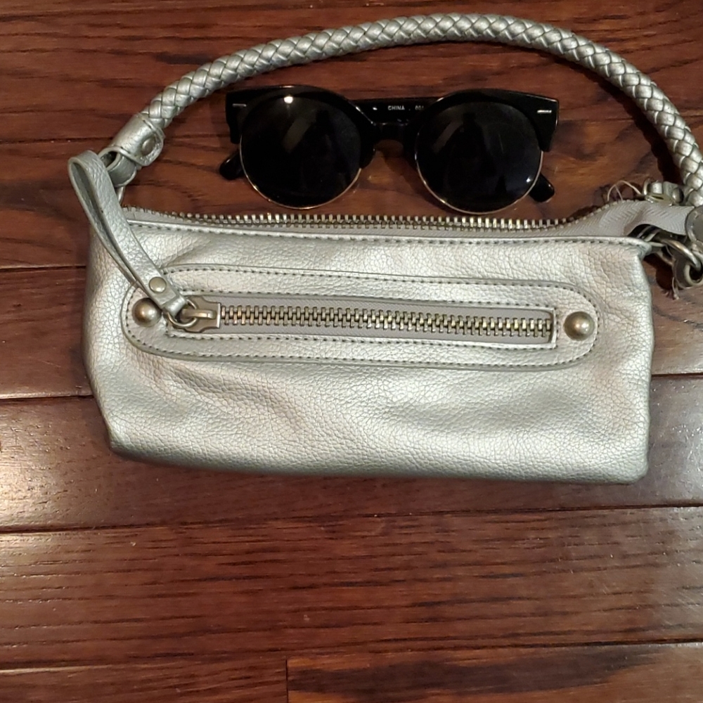 Really cute small silver purse, nwot